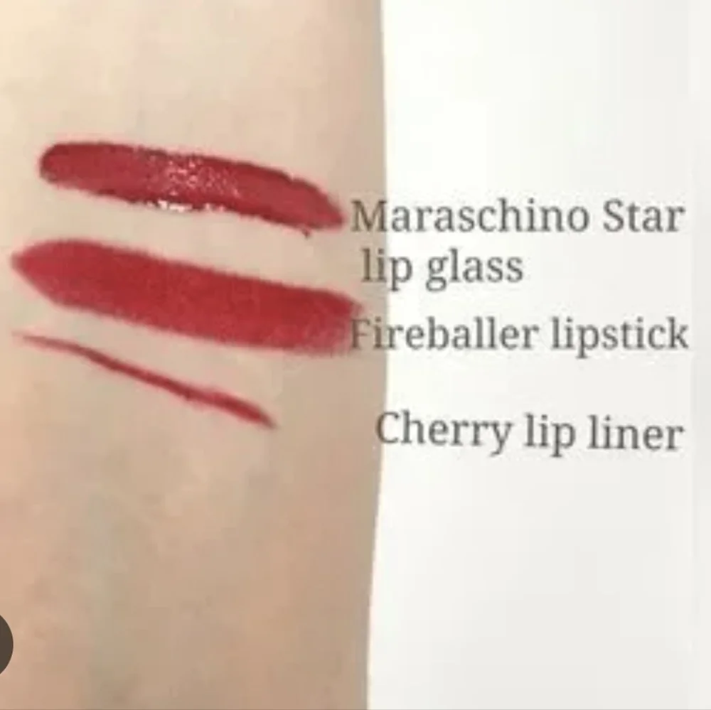 ❇️MARASCHINO STAR Mac DISCONTINUED Lipglass NWOBOX